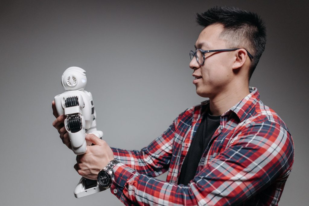 AI-Powered ‘Wellness’ Study Sparks Debate on Male Loneliness