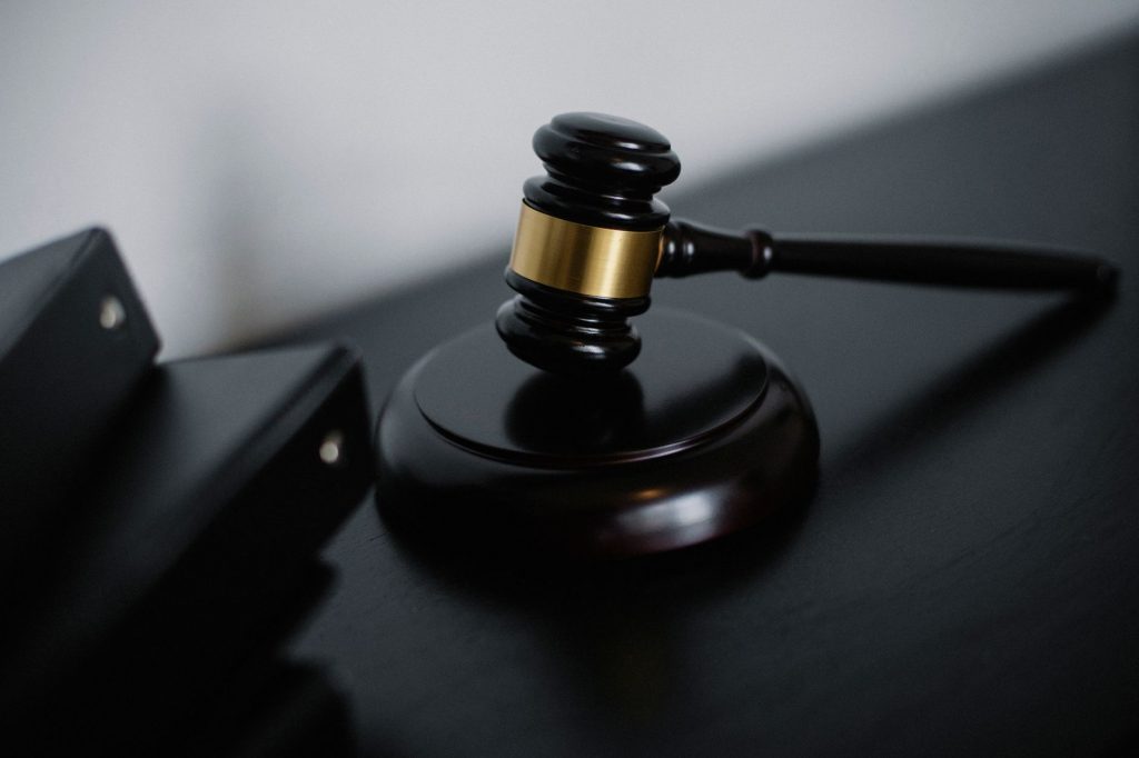 India Tightens Noose on Stock Auction Scam