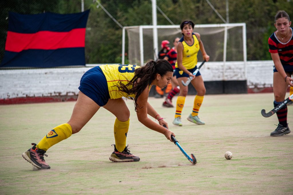 Indian Women's Hockey Team Stuns China in Thrilling Draw