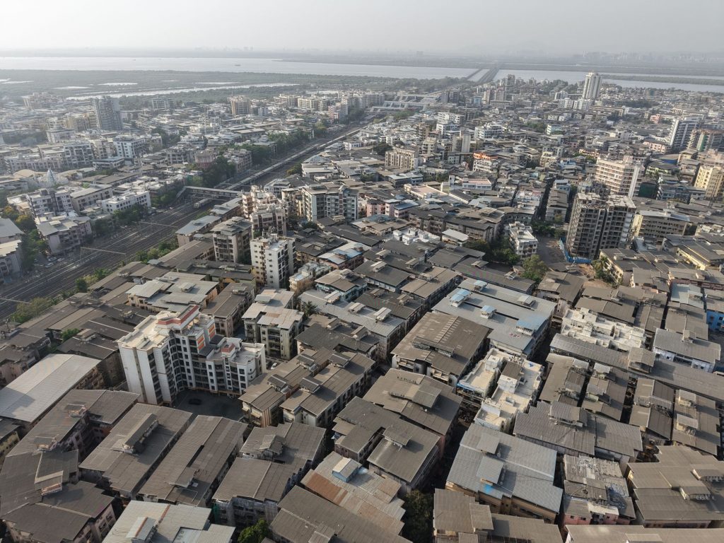 Mumbai Metro Work: Stones Fall, Citizens Scared