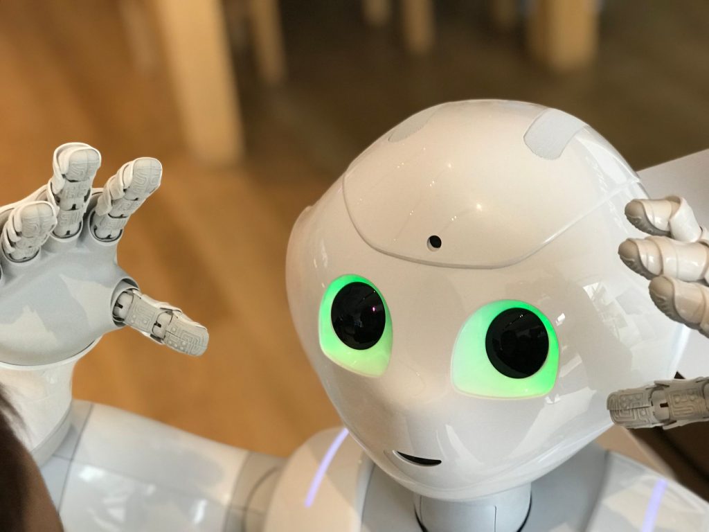 Murthal Dhaba's Robot Waiter Wows Internet