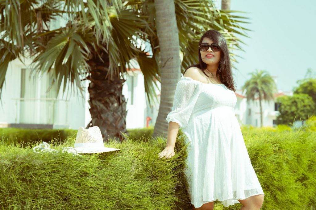 Kareena NOT Pregnant, Viral Video Sparks Rumours