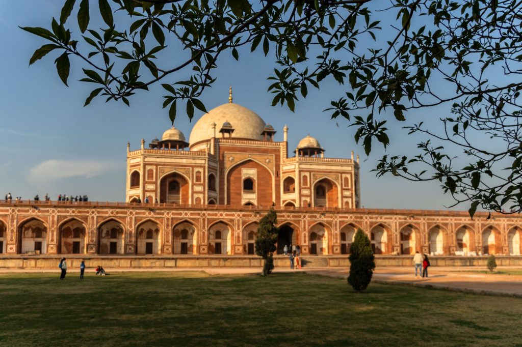 Delhi's Weather Whammy: Heat, Humidity, Rain?