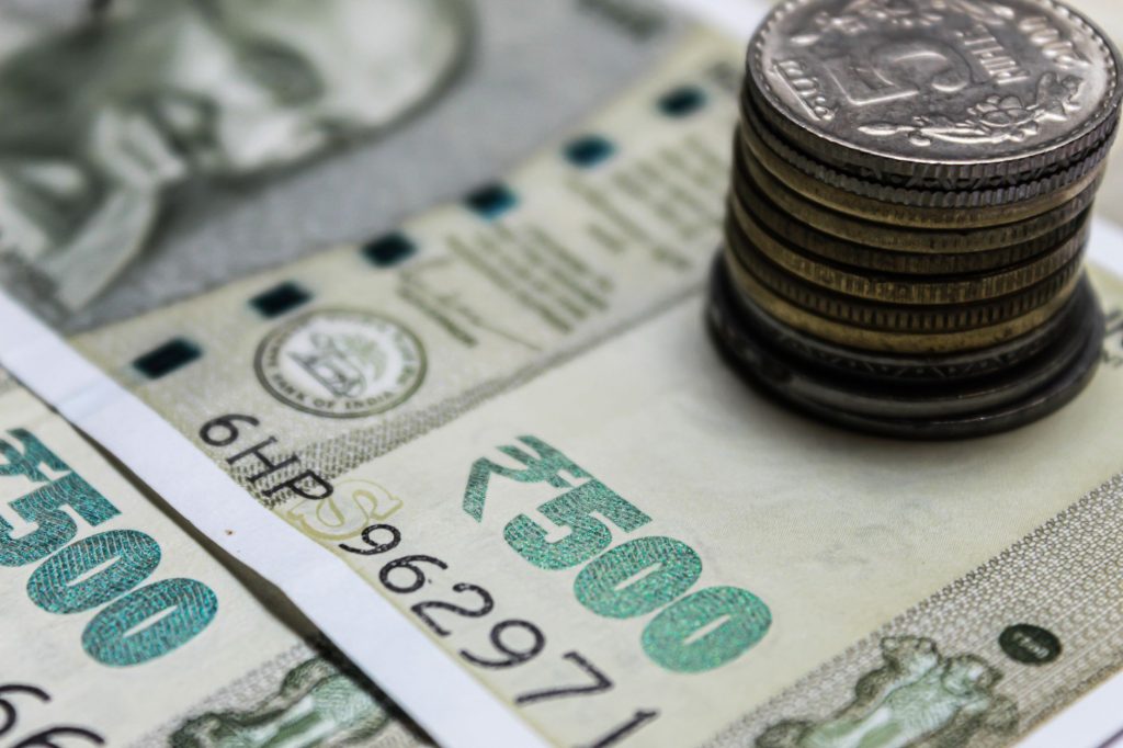 Mid-Cap IT Firms Shine in Banking Tech Race