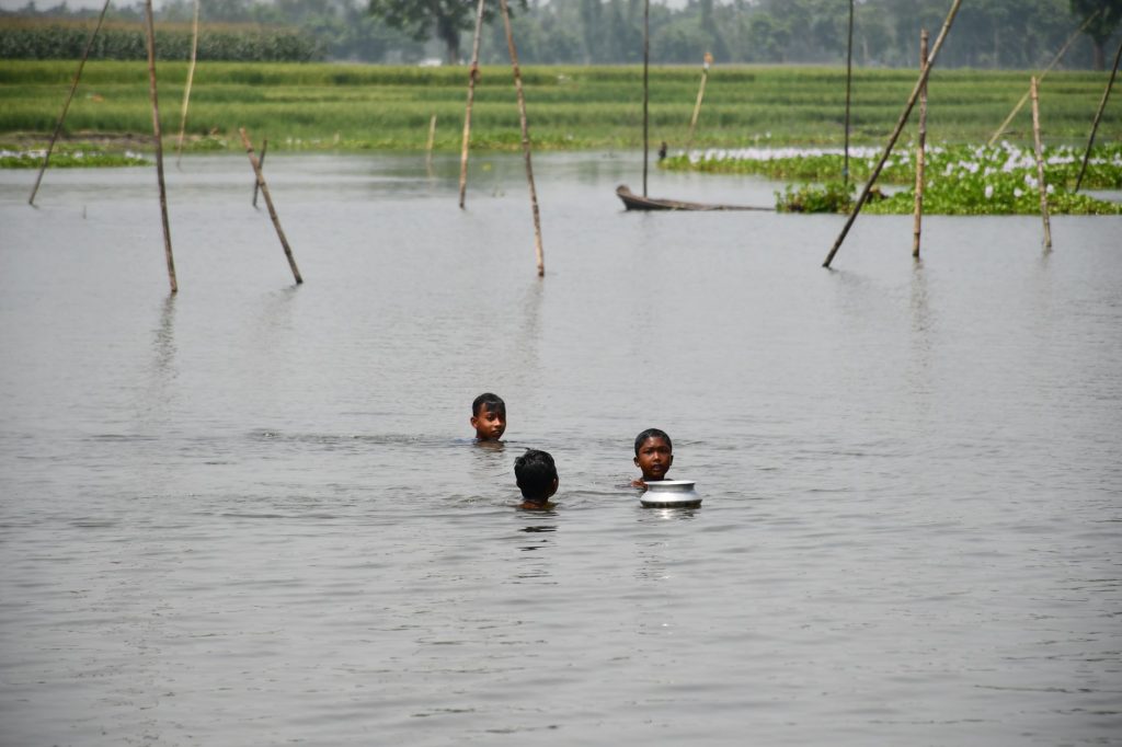 Gujarat Forensics Team Aids Nepal Flood Victim Identification