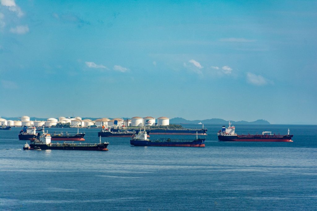 US Releases Footage of Iran Oil Tanker Strike, Taunts Tehran