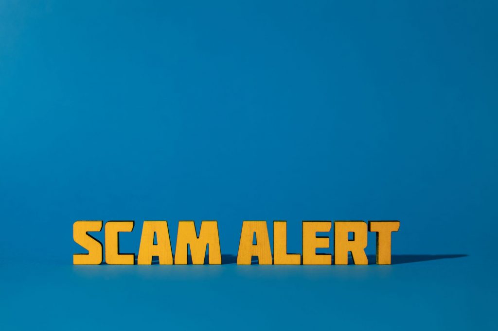 Instagram Scam: Android Phone Order Turns to Cow Dung!