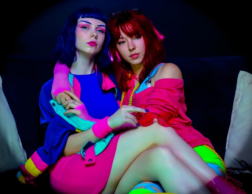80s AI Photo Trend Takes Over Social Media!