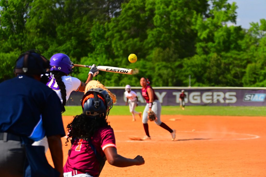 Softball World Cup: China, Netherlands, USA Win Opener