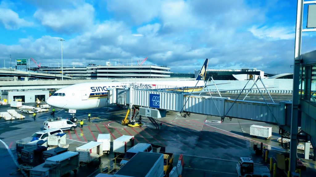 NYC Airport Chaos: Circuit Glitch Halts Flights
