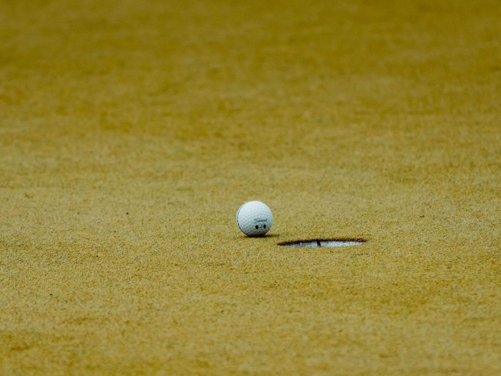 USA Takes Lead in Presidents Cup After Fierce Fourball Battles