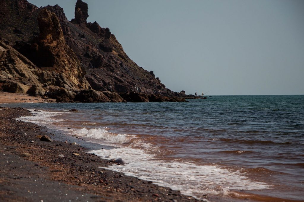 Iran’s Hormuz Gambit: A High-Stakes Deal Before US Polls