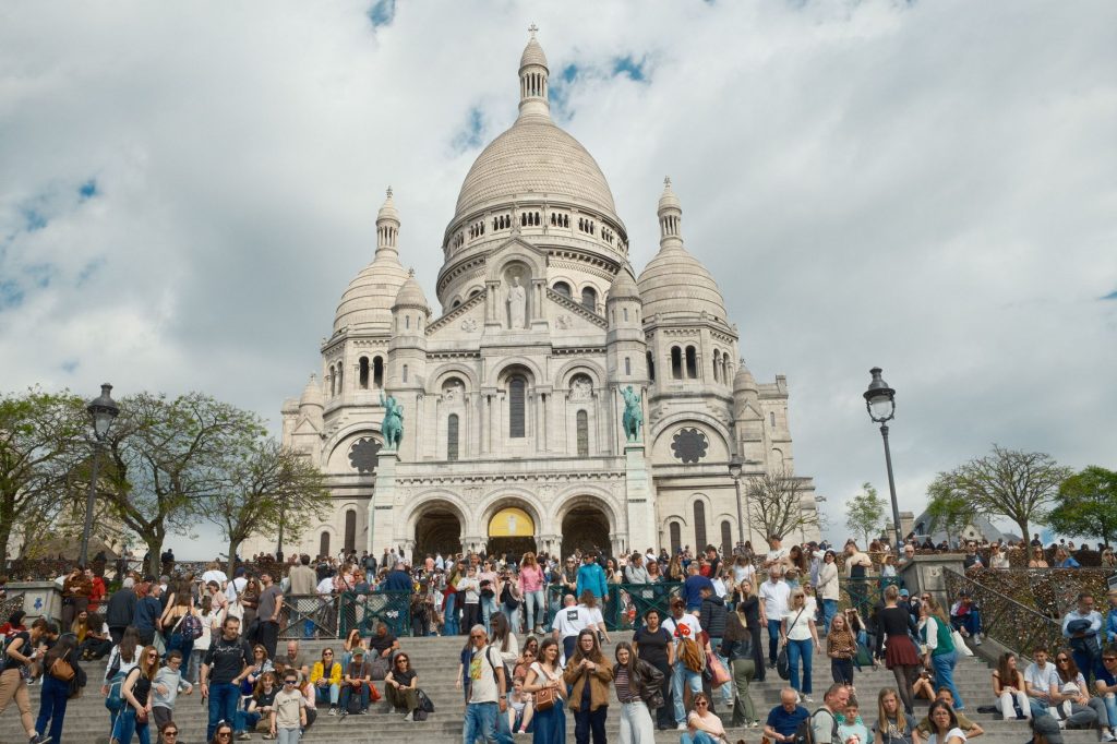 Pope’s France Visit: A Spiritual Surge?